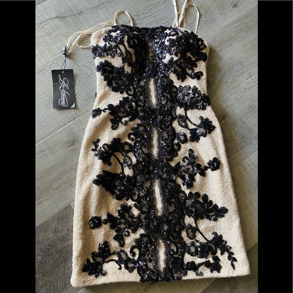 La Femme Dresses & Skirts - Sequin dress 👗